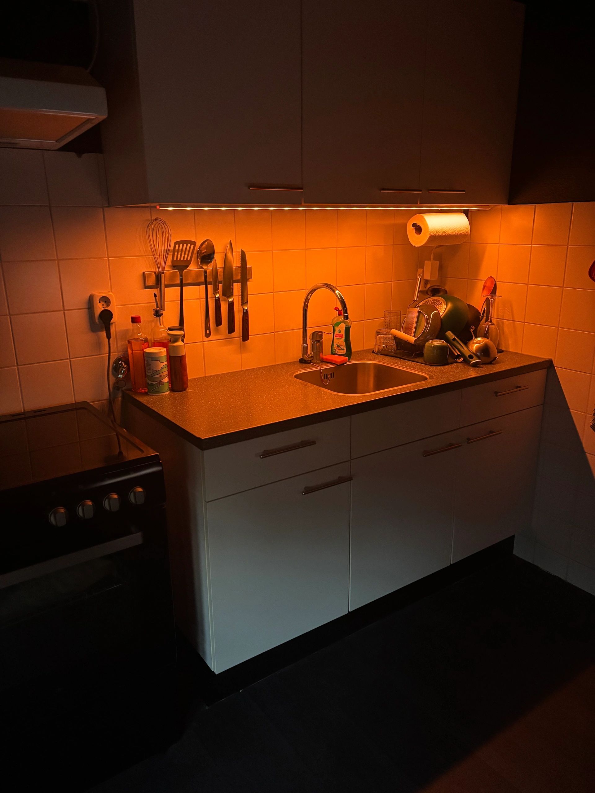Aluminium ledstrip profiel wit opbouw 1,5M - breed en laag - compleet met afdekkap
